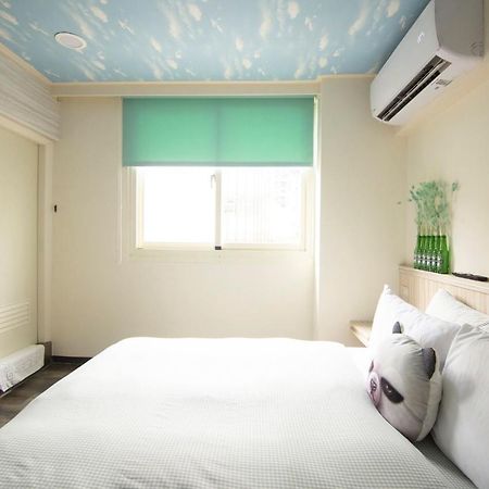 Meizhou Hot Spring Hotel溫泉商旅 Jiaoxi Extérieur photo