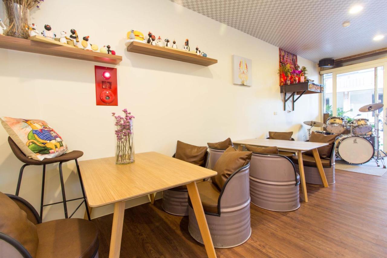 Meizhou Hot Spring Hotel溫泉商旅 Jiaoxi Extérieur photo