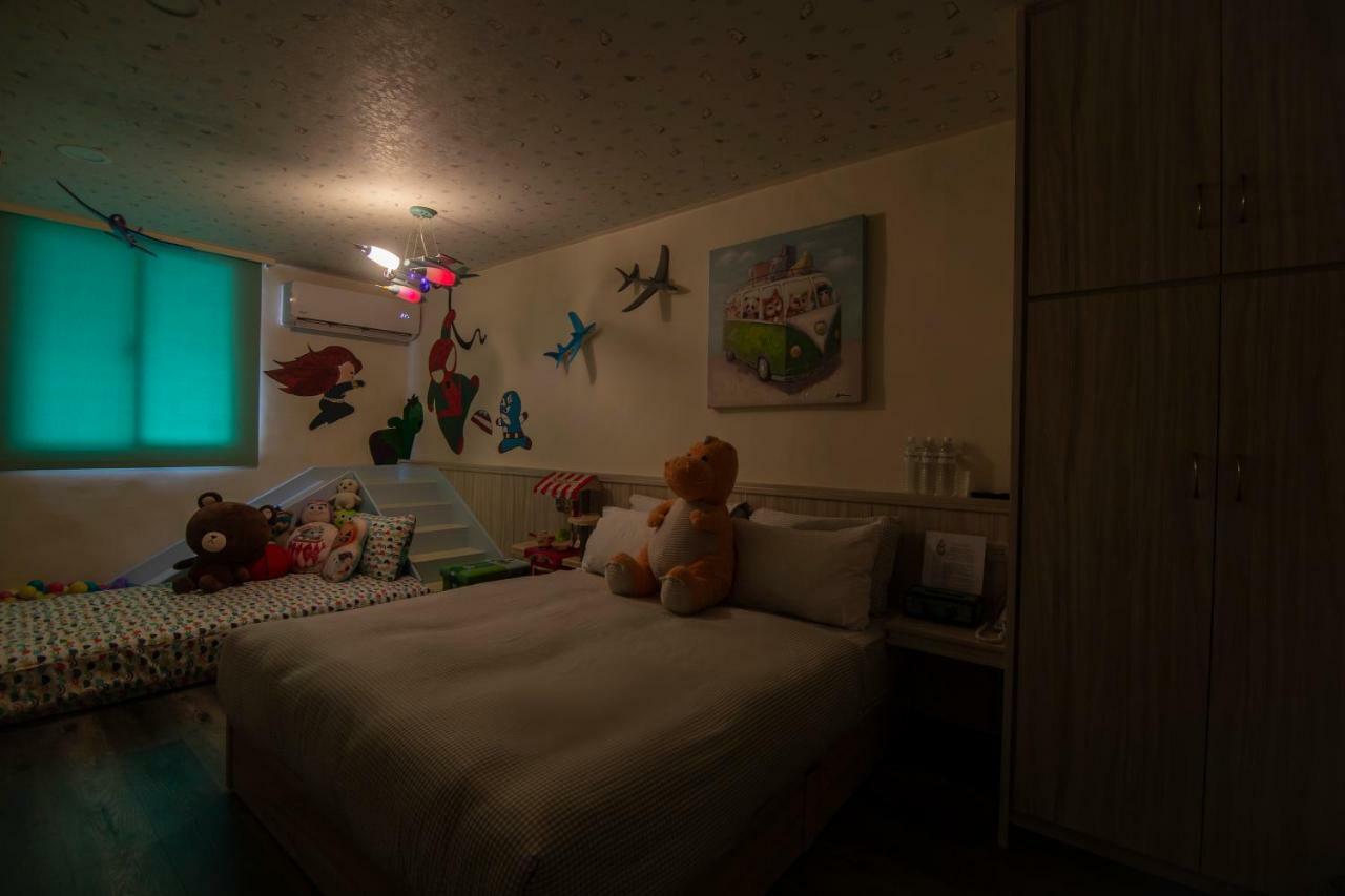 Meizhou Hot Spring Hotel溫泉商旅 Jiaoxi Extérieur photo