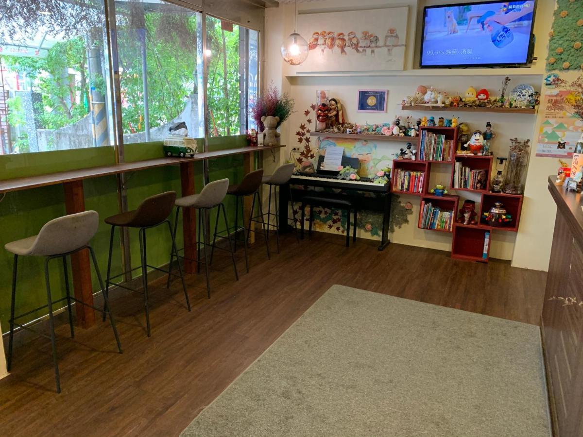Meizhou Hot Spring Hotel溫泉商旅 Jiaoxi Extérieur photo